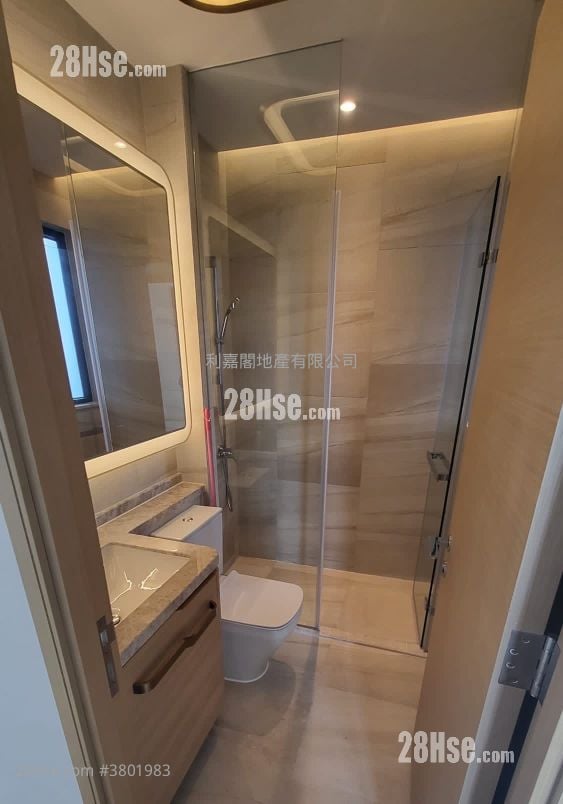 明翘汇 售盘 3 房 , 2 浴室 586 平方尺