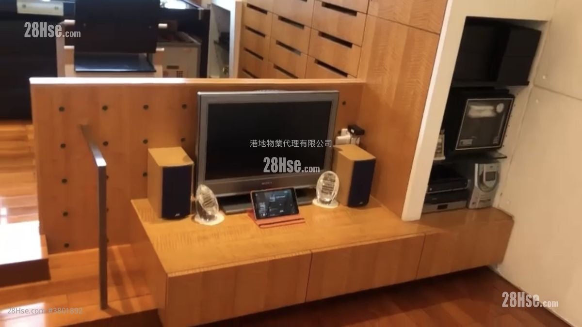 Viking Garden Sell 2 Bedrooms , 1 Bathroom 523 ft²