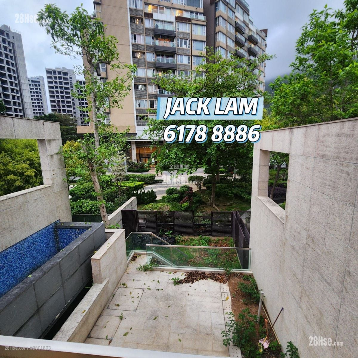 Avignon Sell 5+ Bedrooms , 4 Bathrooms 2,586 ft²