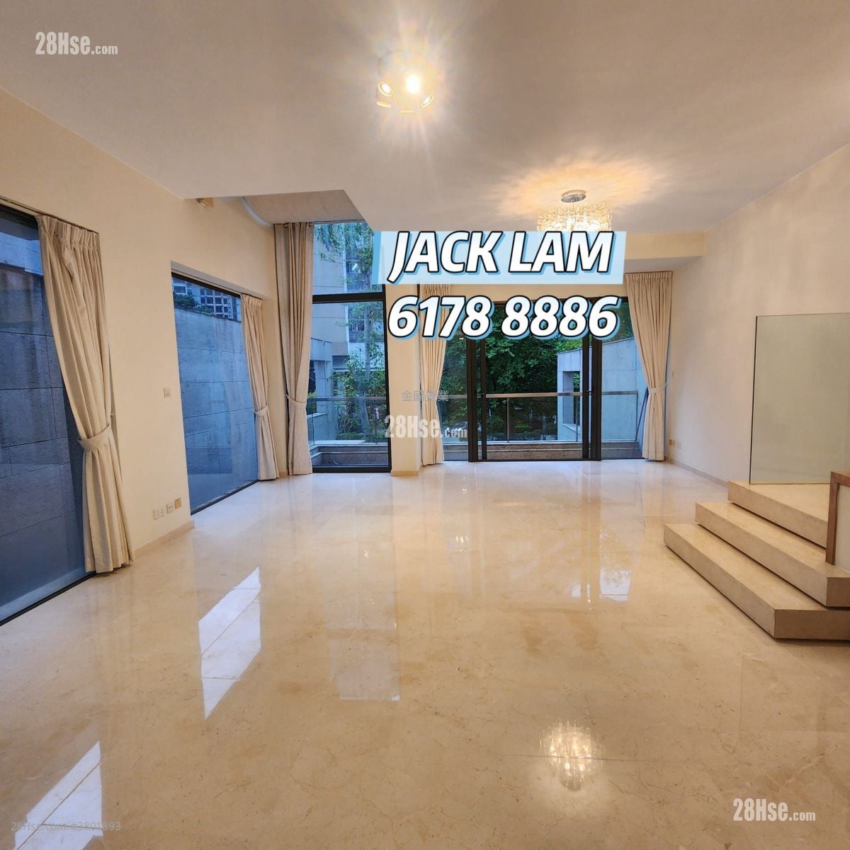 Avignon Sell 5+ Bedrooms , 4 Bathrooms 2,586 ft²