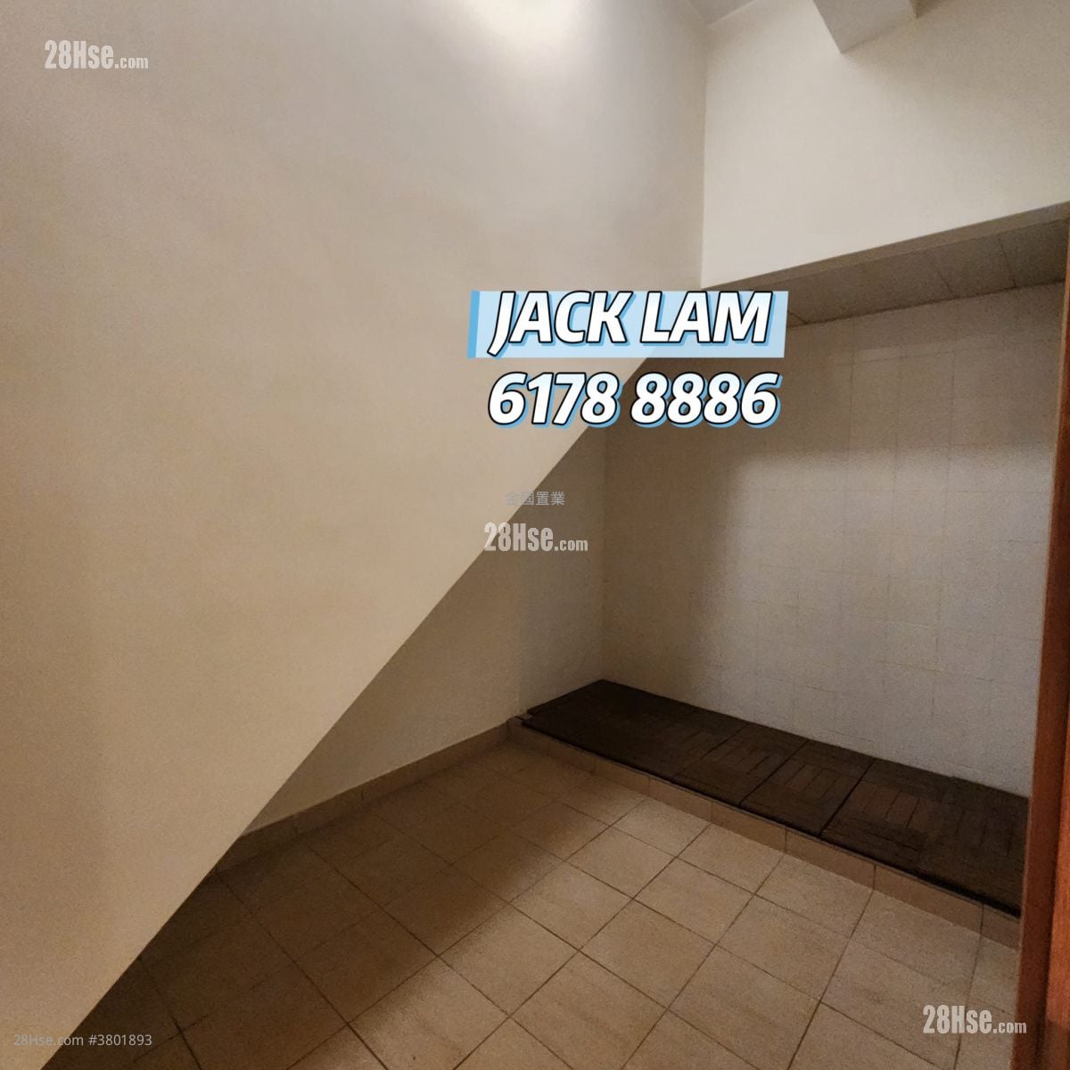 Avignon Sell 5+ Bedrooms , 4 Bathrooms 2,586 ft²