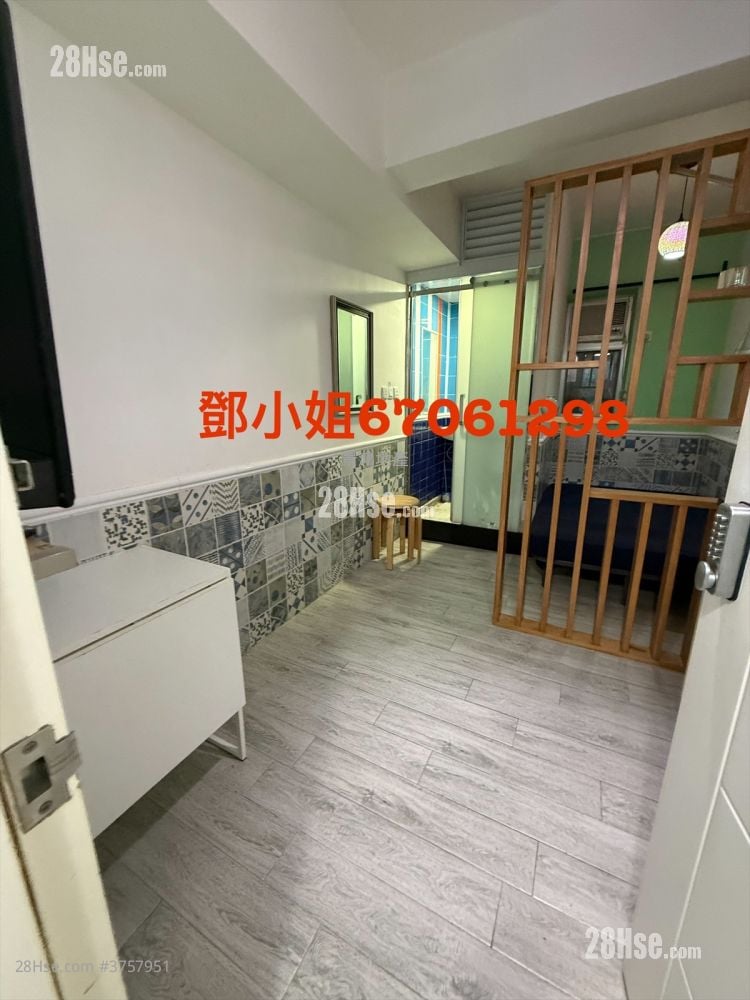 文苑樓 租盤 開放式間隔 , 1 浴室 130 平方呎