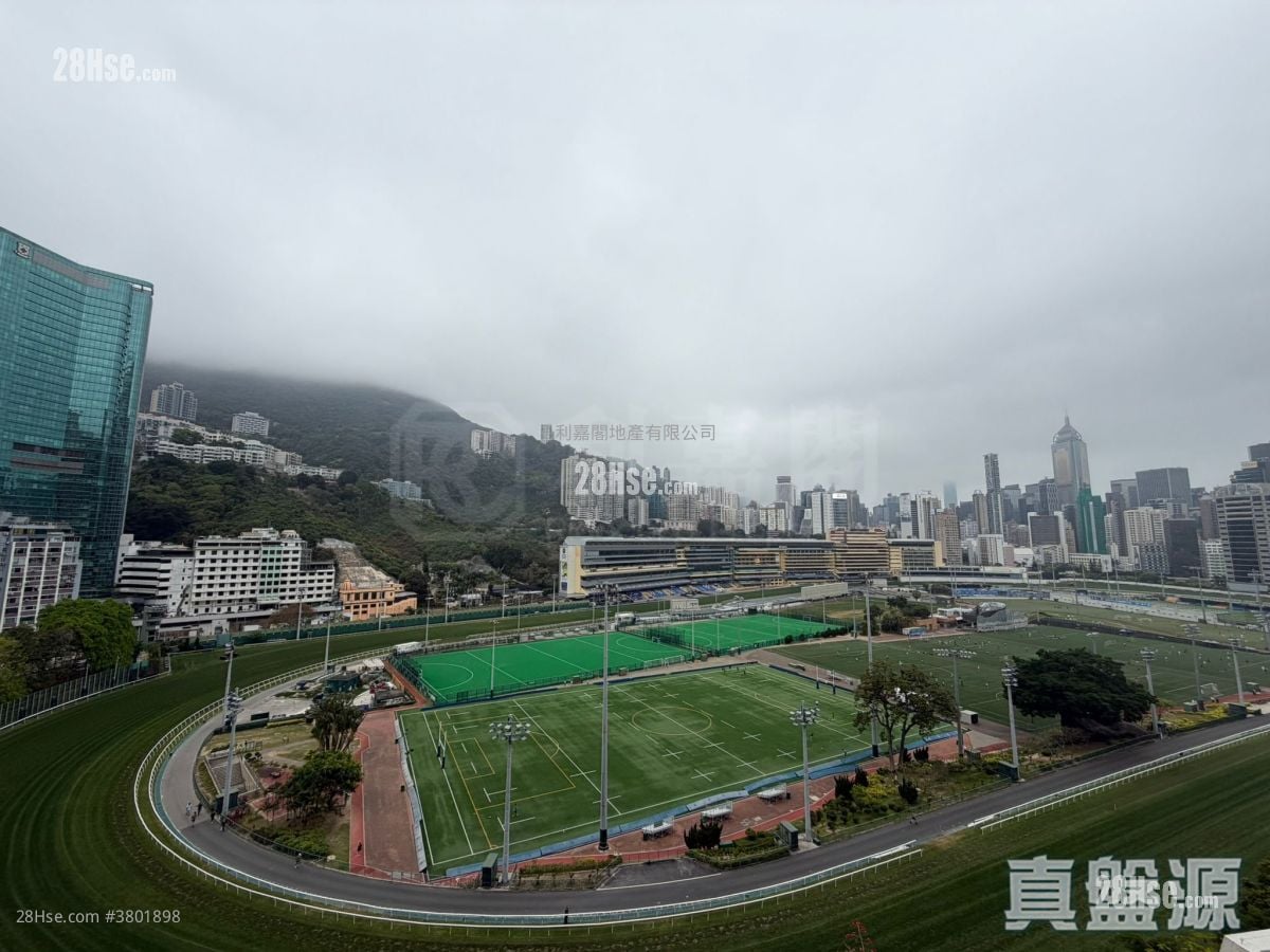 Champion Court Sell 2 Bedrooms , 2 Bathrooms 970 ft²