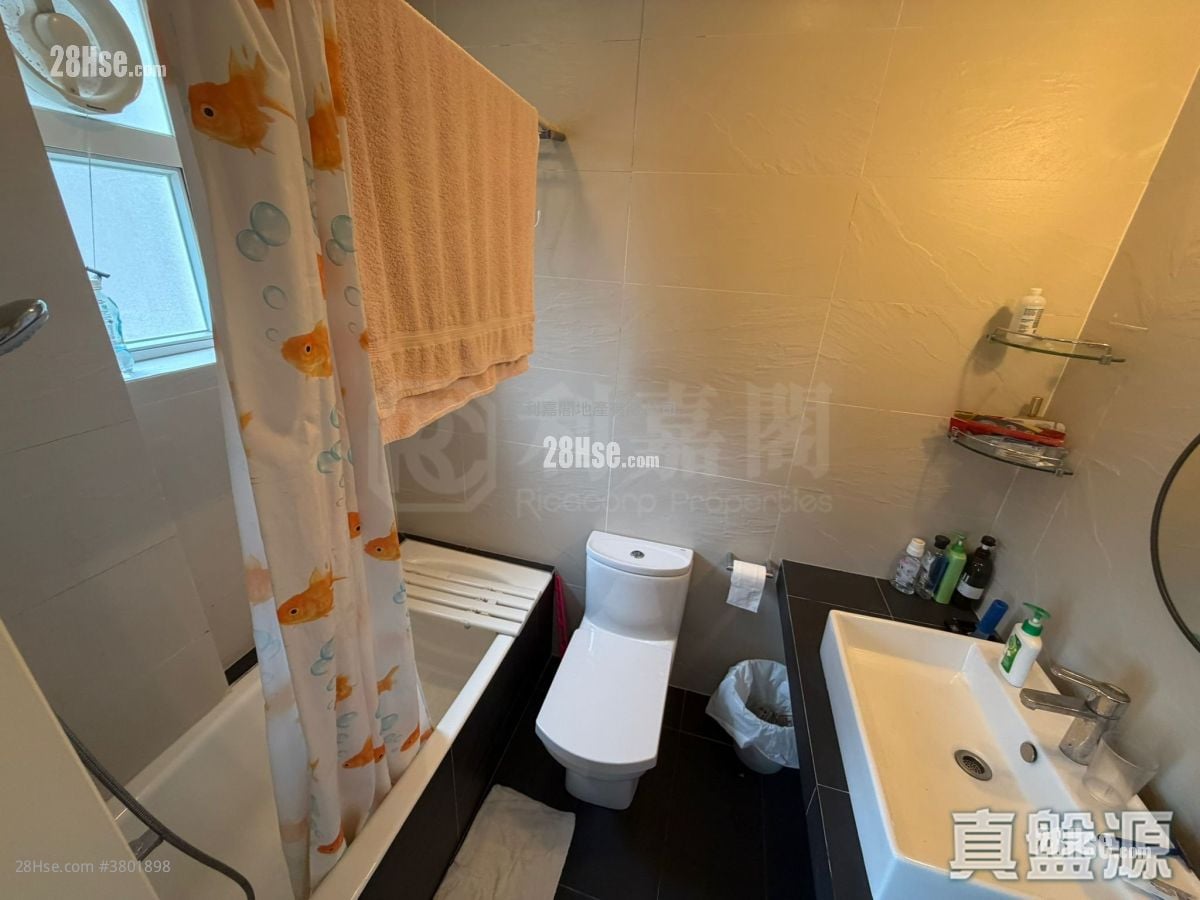 Champion Court Sell 2 Bedrooms , 2 Bathrooms 970 ft²