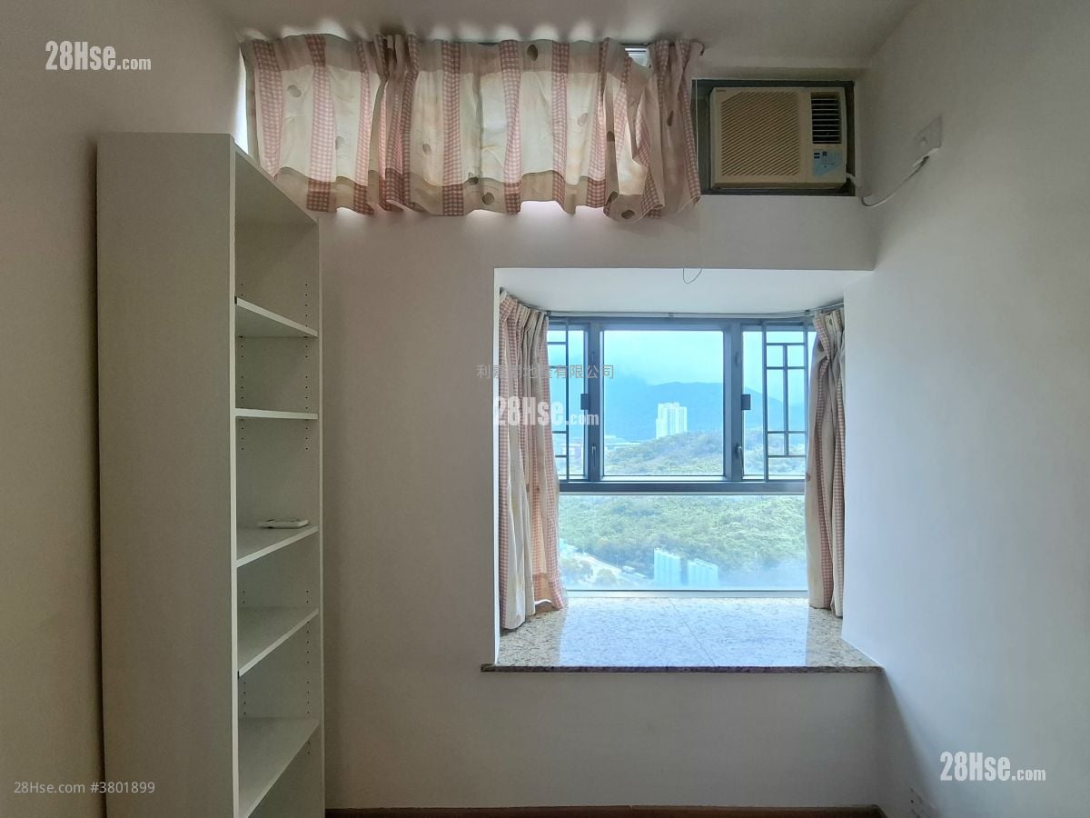 Tung Chung Crescent Sell 2 Bedrooms , 1 Bathroom 527 ft²