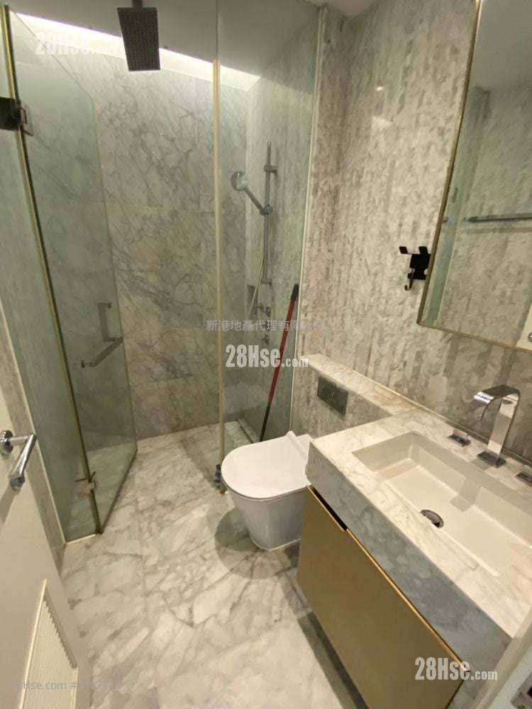 何文田山畔 售盘 2 房 , 1 浴室 490 平方尺