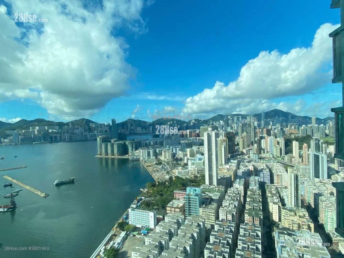 Grand Waterfront Sell 3 Bedrooms , 1 Bathroom 552 ft²