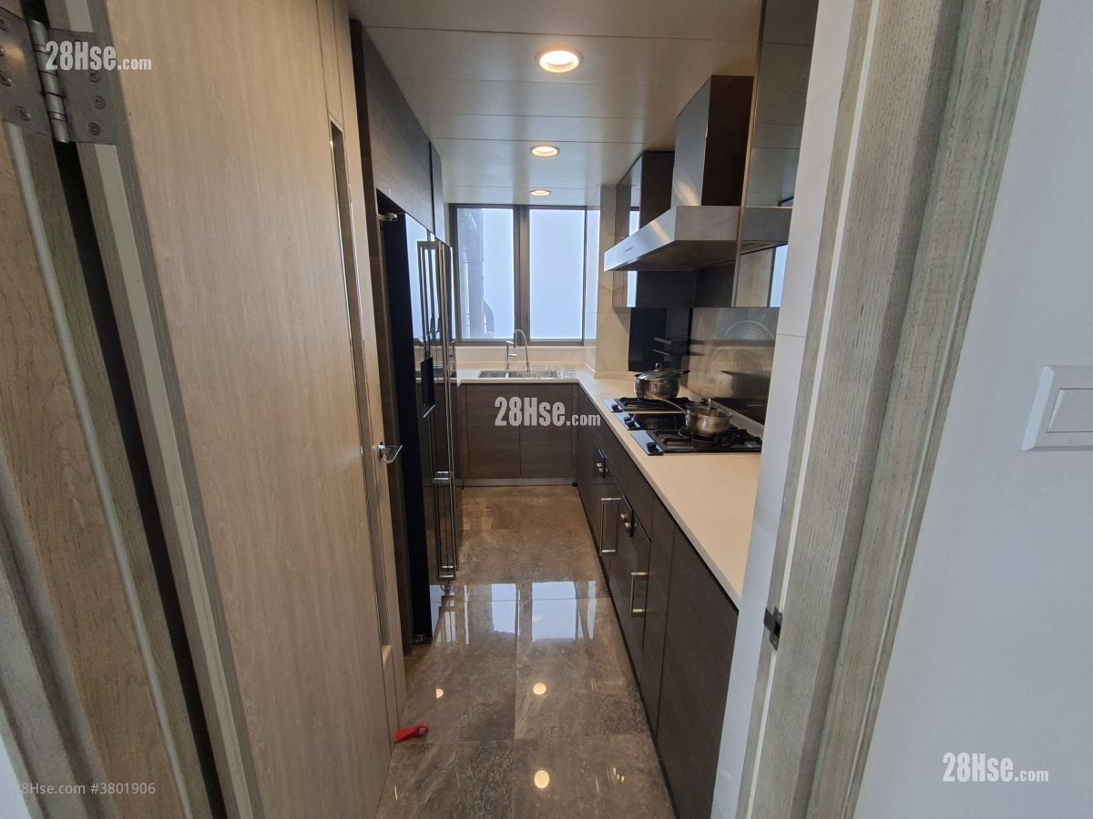 Sea To Sky Rental 4 Bedrooms , 3 Bathrooms 1,054 ft²