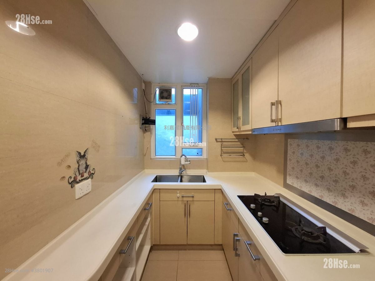 Caribbean Coast Sell 3 Bedrooms , 2 Bathrooms 809 ft²