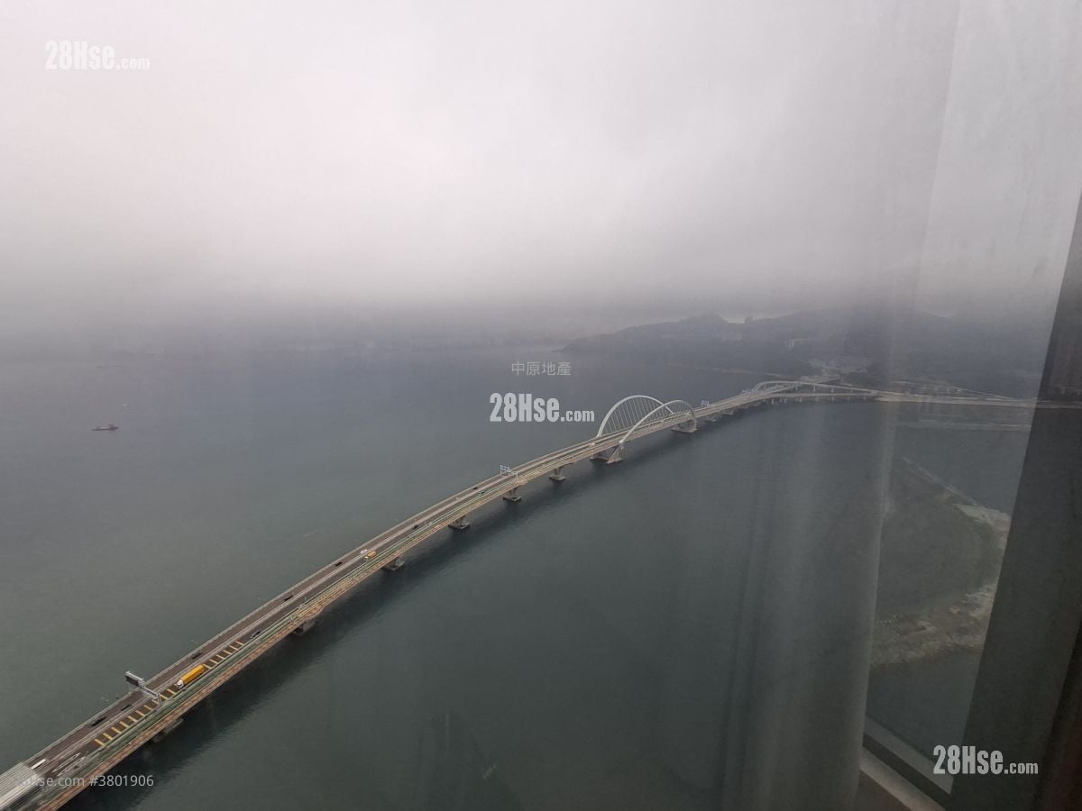 Sea To Sky Rental 4 Bedrooms , 3 Bathrooms 1,054 ft²