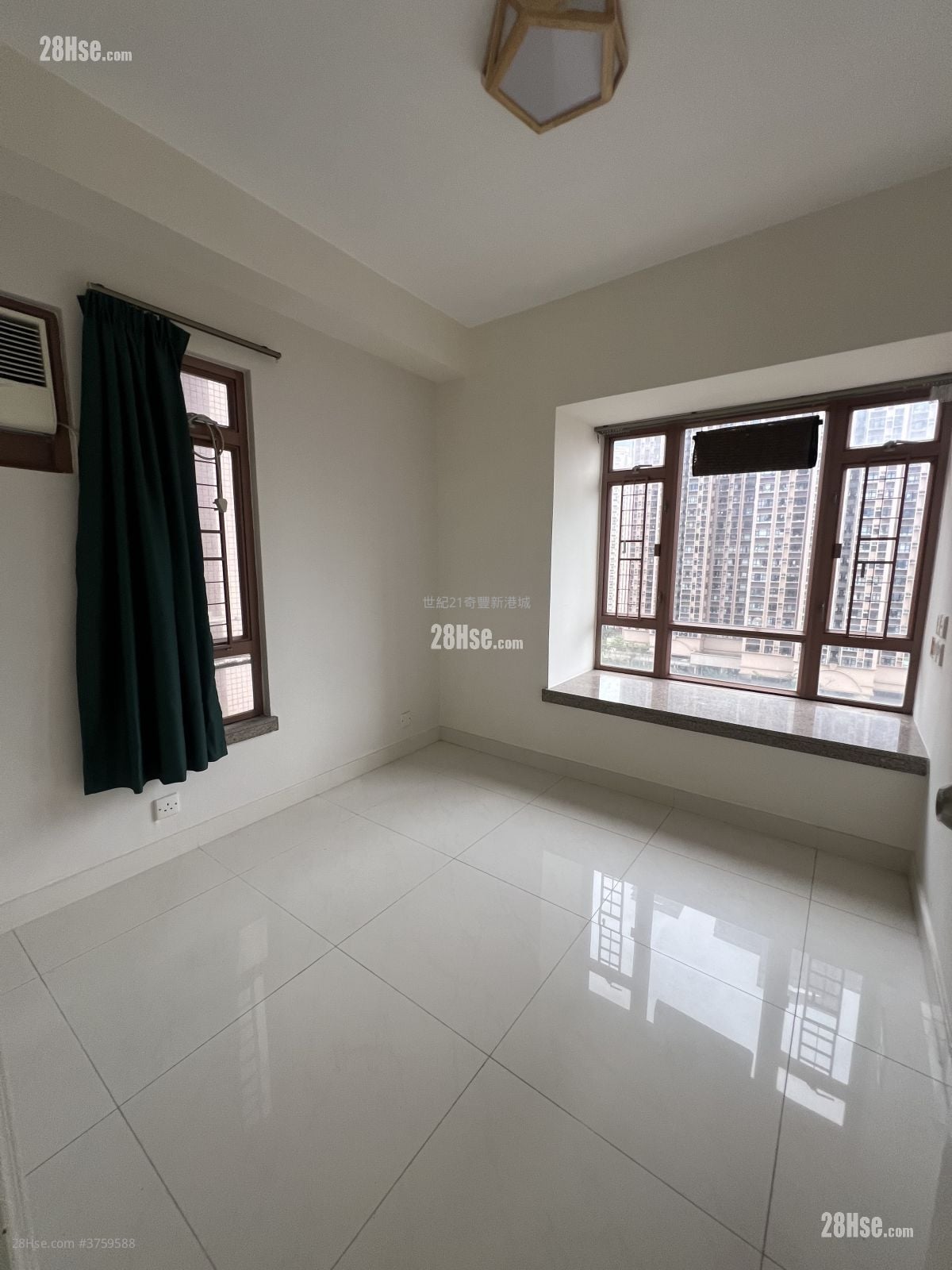 Sunshine City Sell 2 Bedrooms , 1 Bathroom 414 ft²