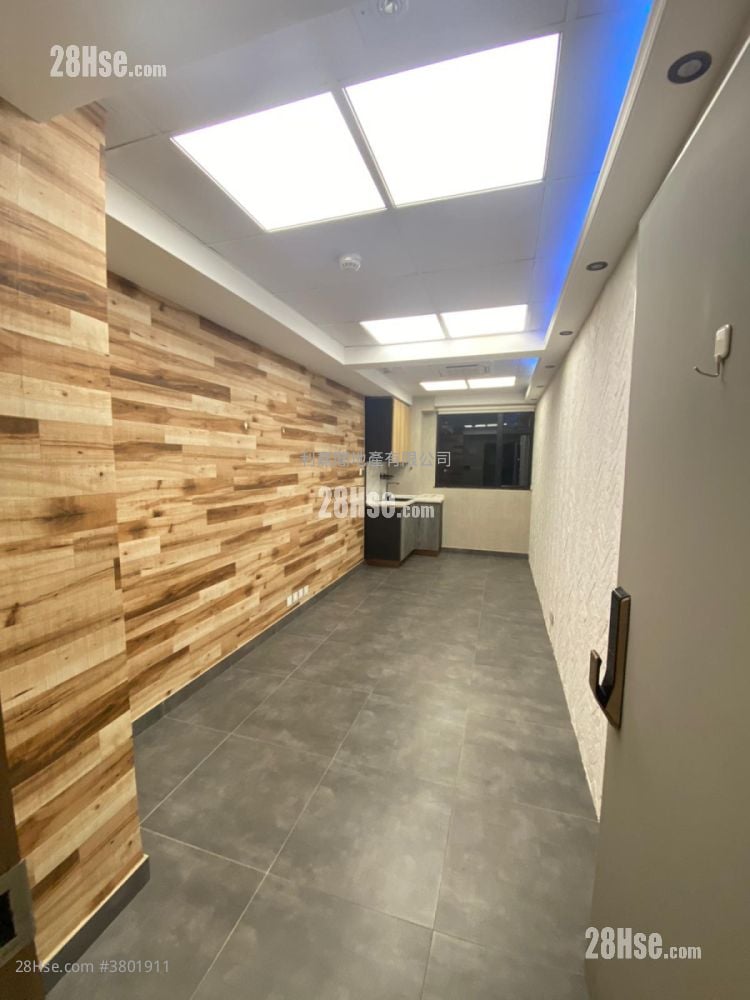 Mai Wah Industrial Building Sell 1 Bedroom , 4 Toilets