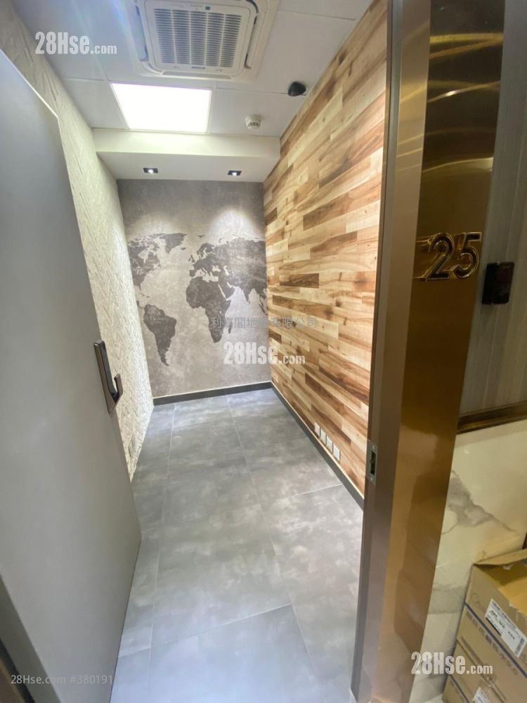 Mai Wah Industrial Building Sell 1 Bedroom , 4 Toilets