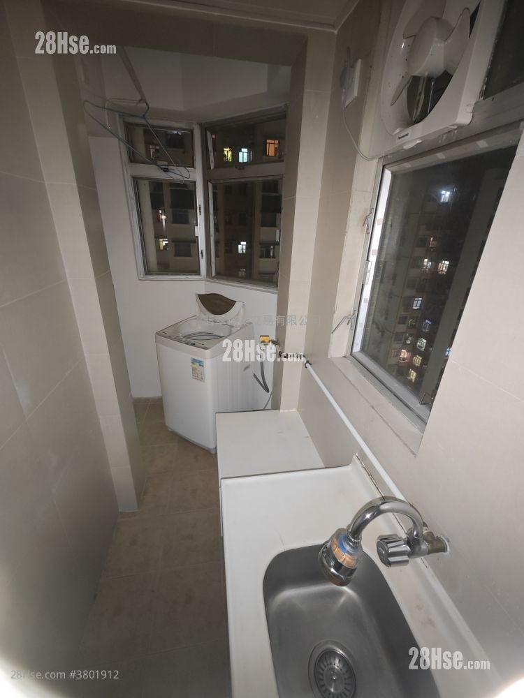 Teemko Court Rental 183 ft²