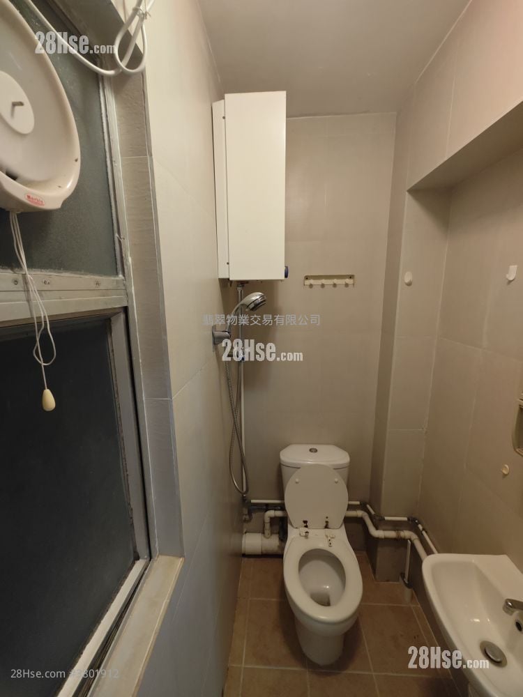 Teemko Court Rental 183 ft²