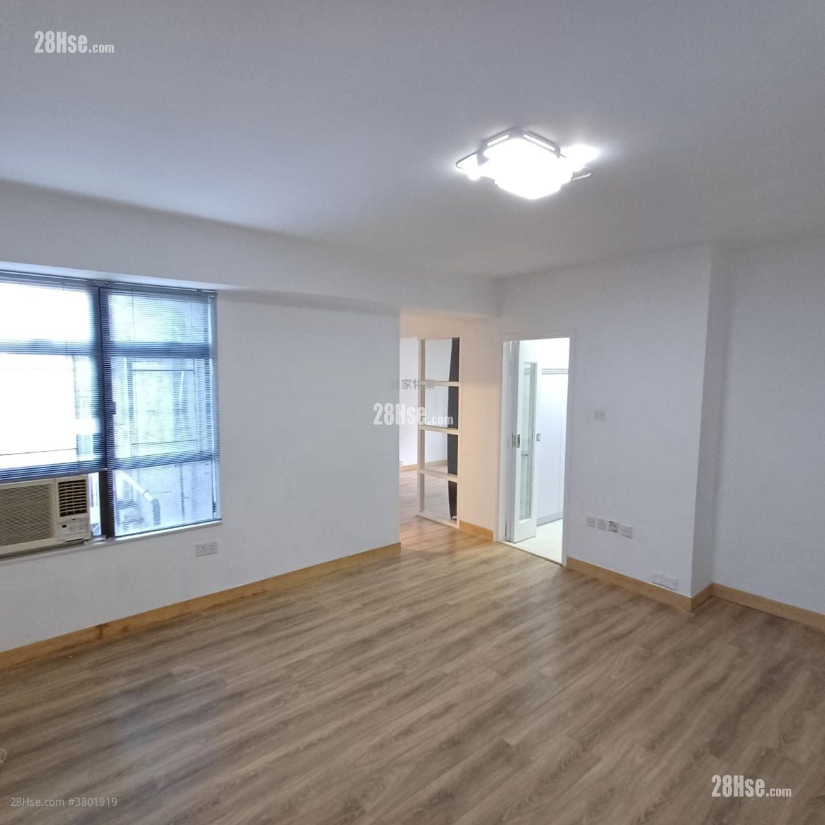 Corona Tower Rental 3 Bedrooms , 2 Bathrooms 670 ft²