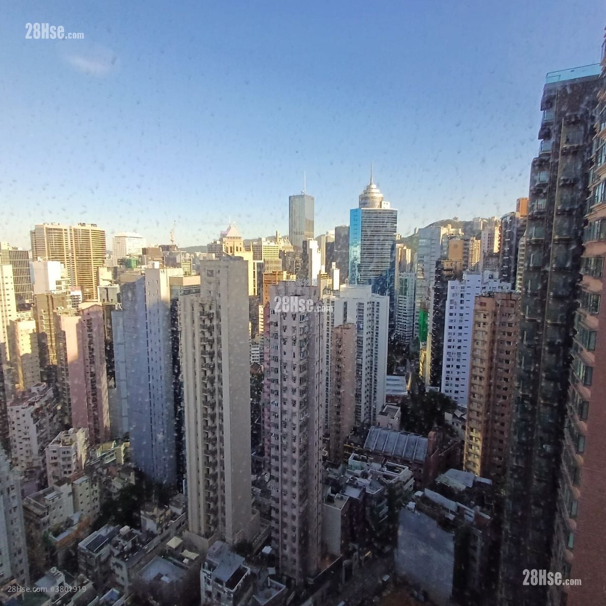 Corona Tower Rental 3 Bedrooms , 2 Bathrooms 670 ft²
