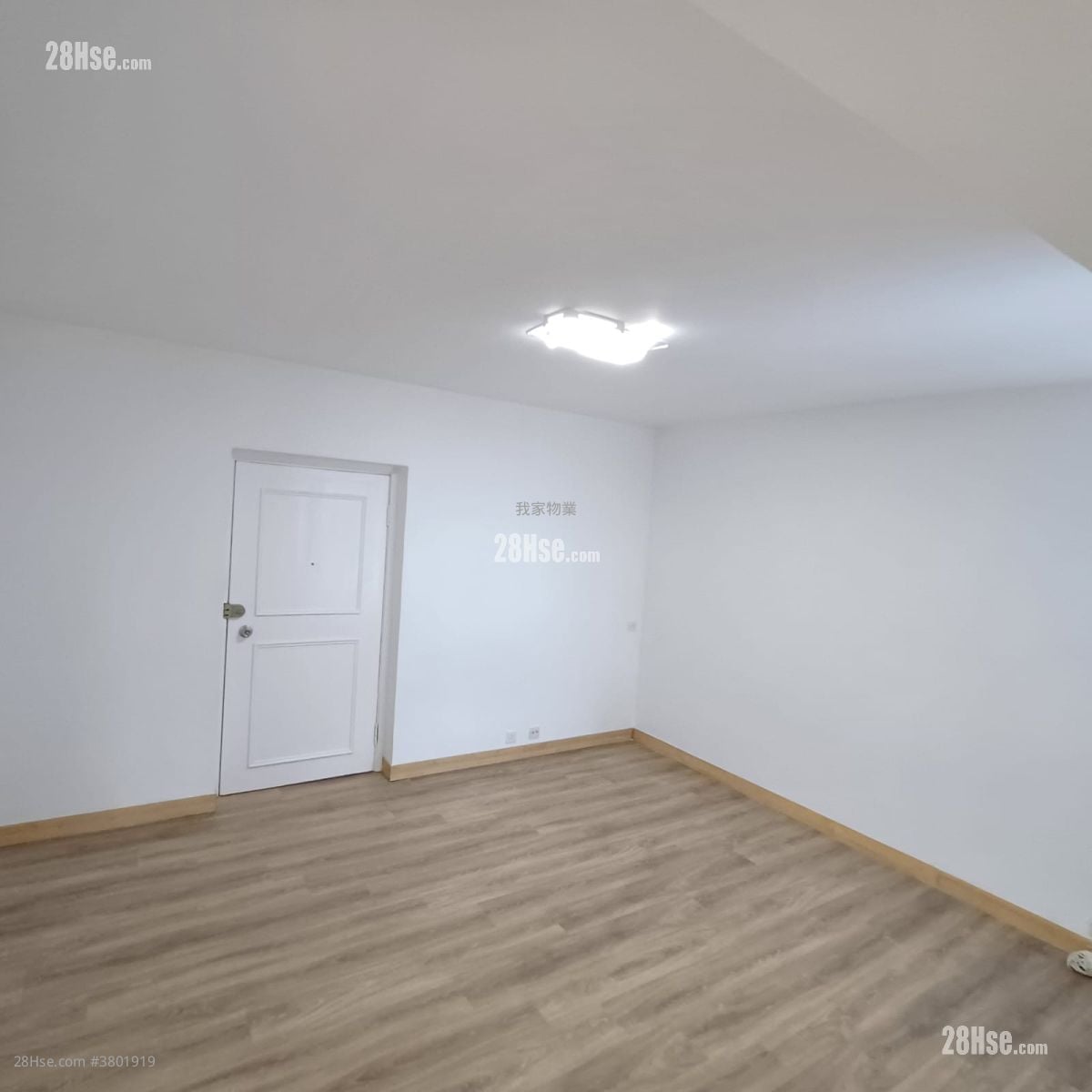 Corona Tower Rental 3 Bedrooms , 2 Bathrooms 670 ft²