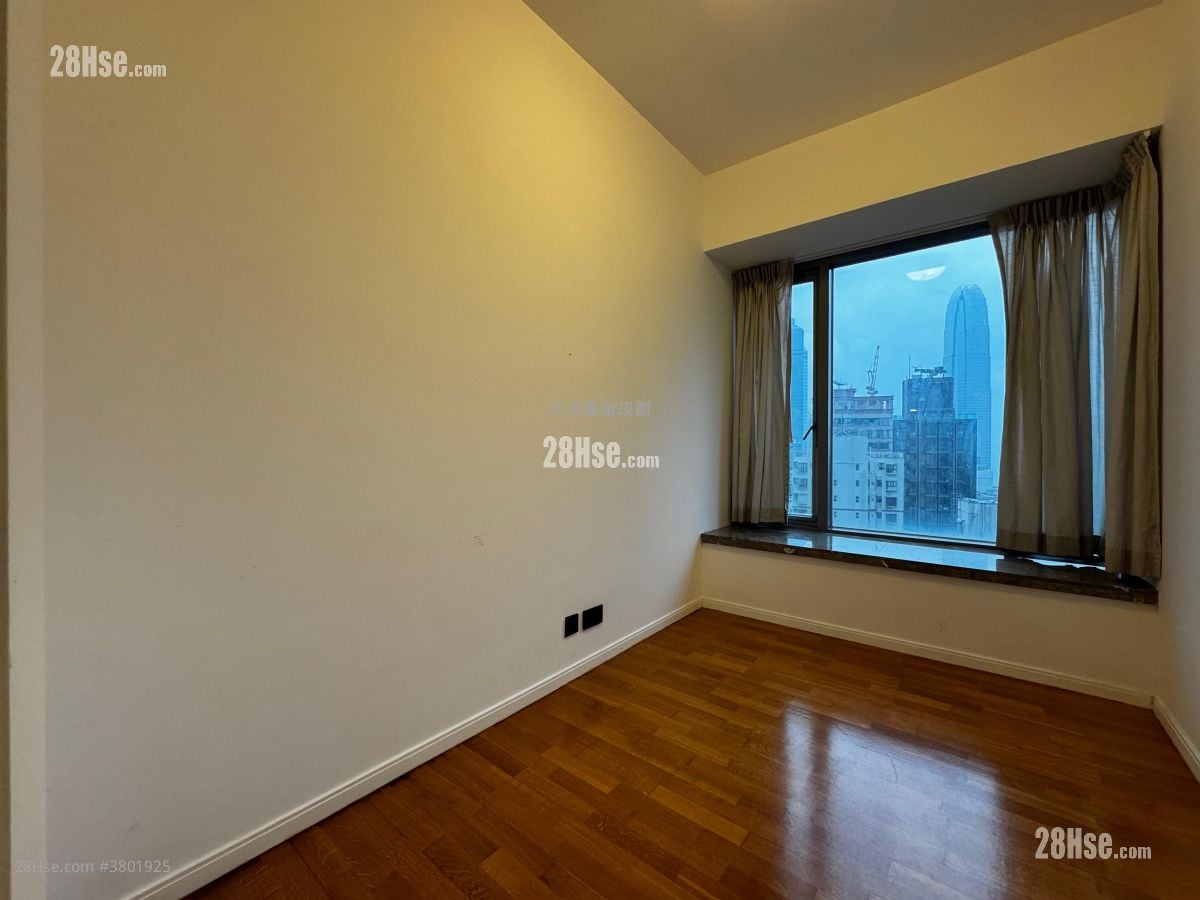 懿峯 租盘 4 房 , 2 浴室 1,738 平方尺