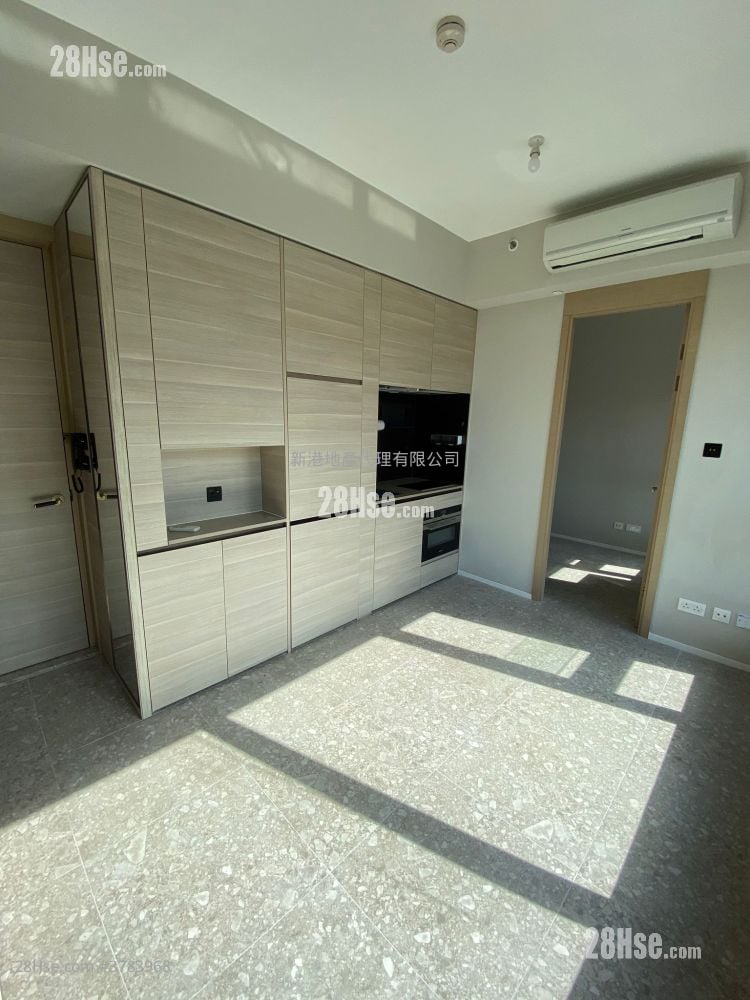 Artisan Garden Rental 1 Bedroom , 1 Bathroom 283 ft²