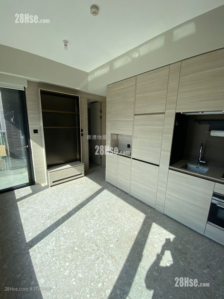 Artisan Garden Rental 1 Bedroom , 1 Bathroom 283 ft²