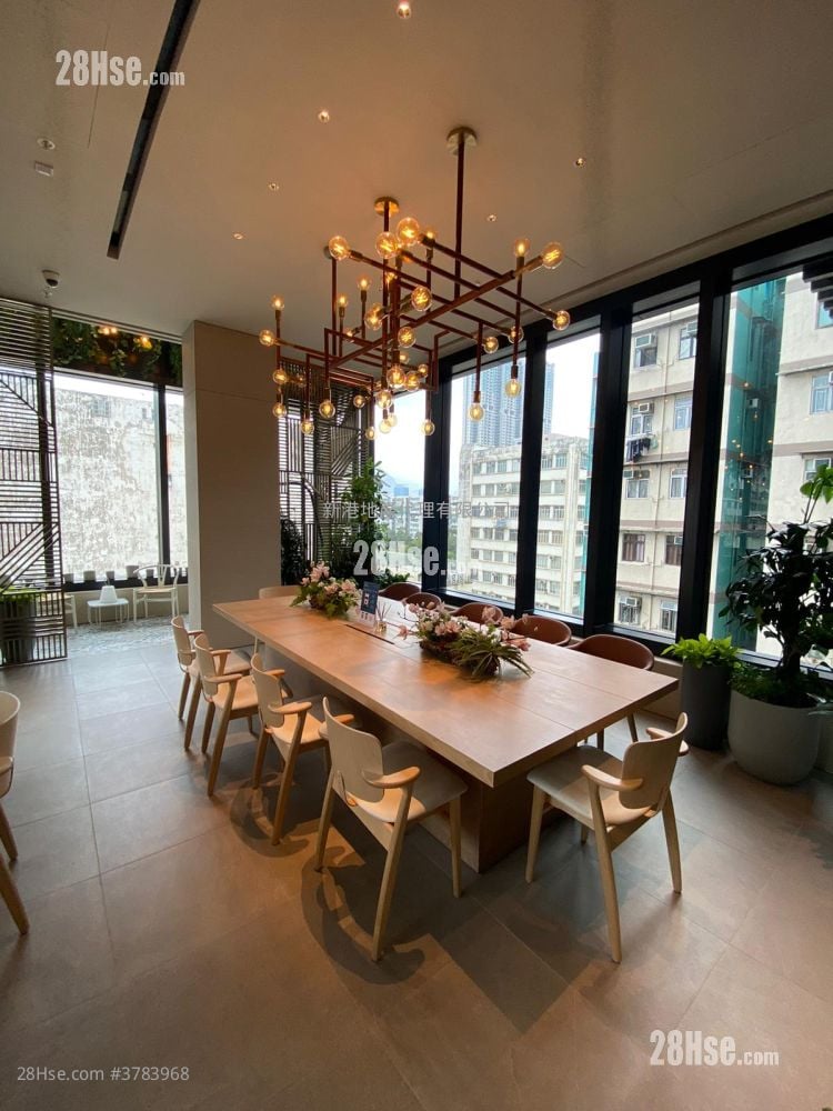 Artisan Garden Rental 1 Bedroom , 1 Bathroom 283 ft²