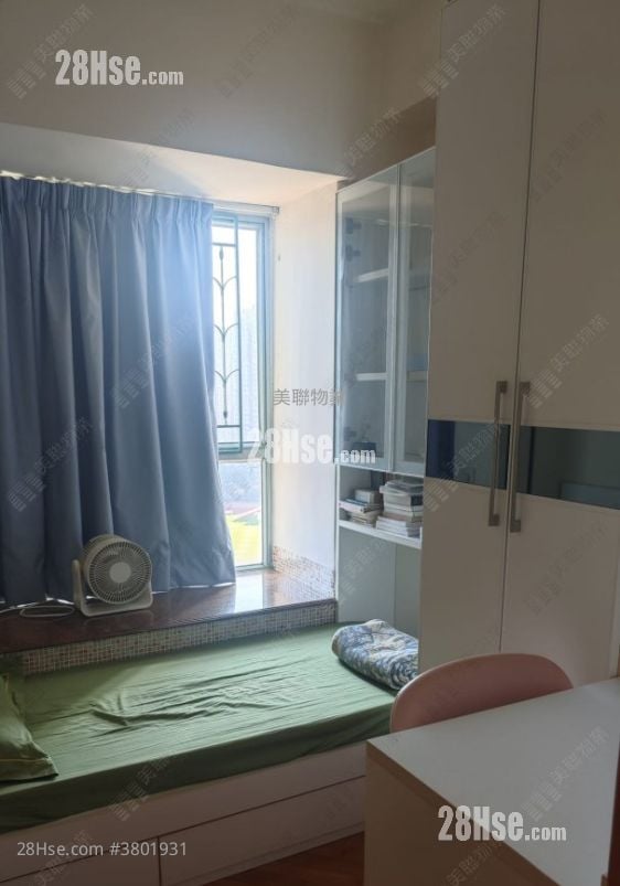 Tierra Verde Sell 3 Bedrooms , 2 Bathrooms 767 ft²