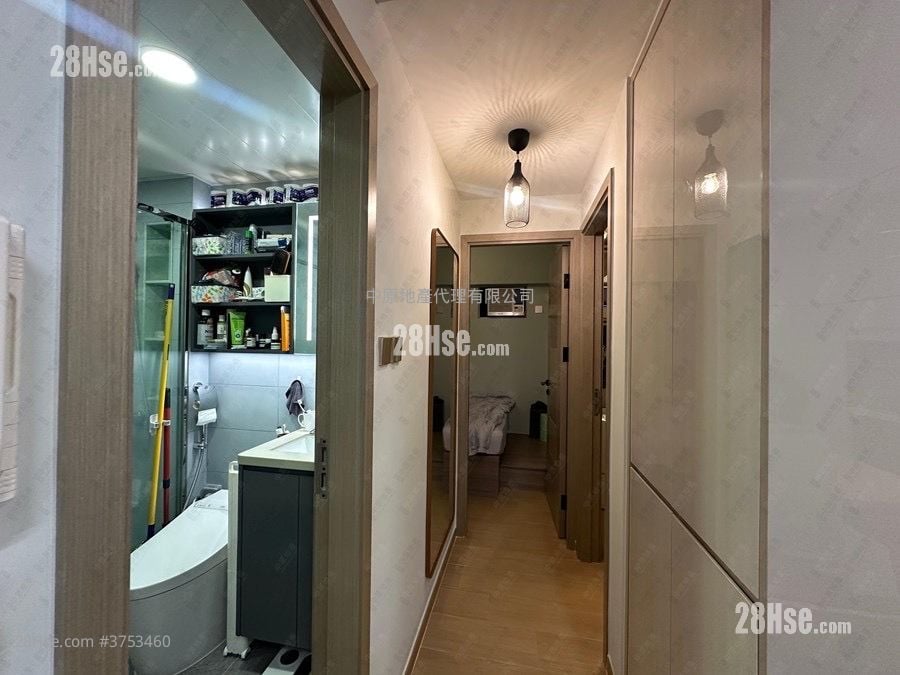 Hanley Villa Sell 2 Bedrooms , 1 Bathroom 485 ft²