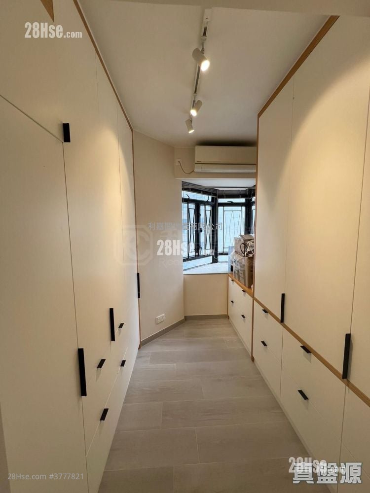 康怡花园 售盘 3 房 , 2 浴室 685 平方尺