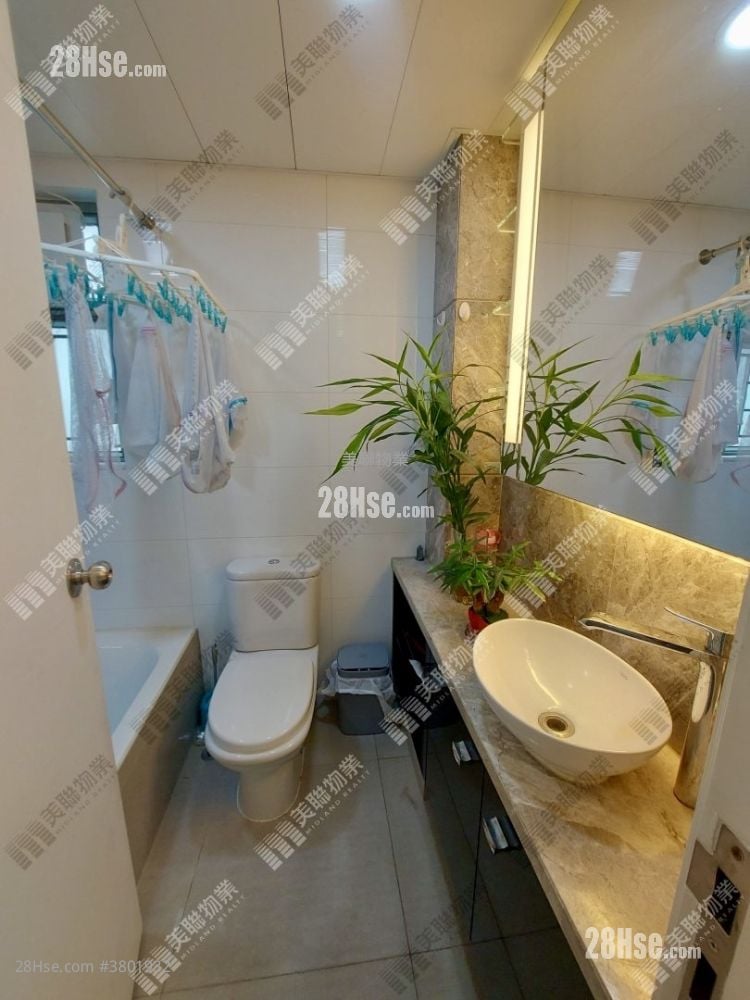 City Point Sell 3 Bedrooms , 2 Bathrooms 713 ft²