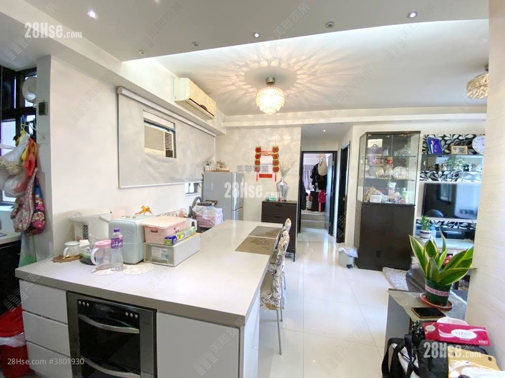 Union Plaza Sell 2 Bedrooms , 1 Bathroom 442 ft²