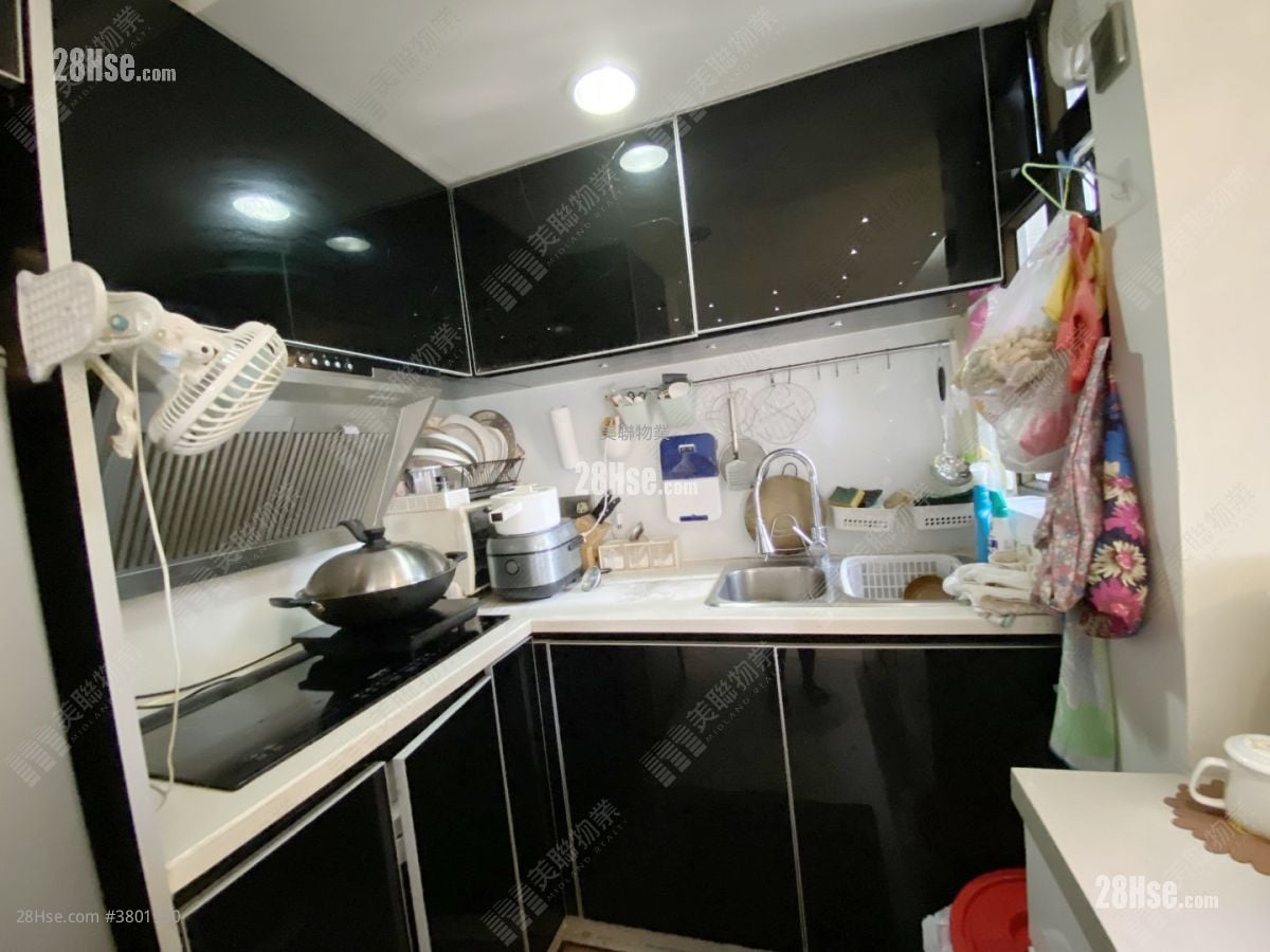 Union Plaza Sell 2 Bedrooms , 1 Bathroom 442 ft²