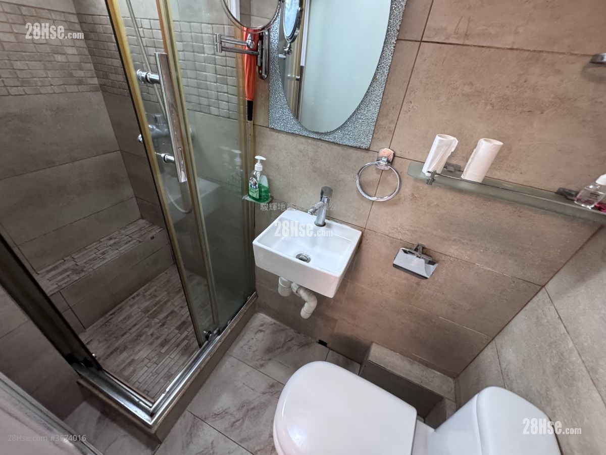 單幢樓房 租盤 1 房 , 1 浴室 240 平方呎