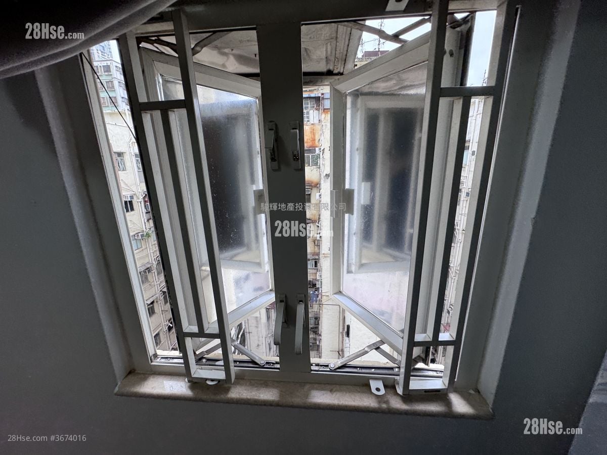 單幢樓房 租盤 1 房 , 1 浴室 240 平方呎