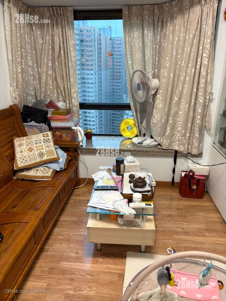 Newton Harbour View Sell 3 Bedrooms , 2 Bathrooms 589 ft²