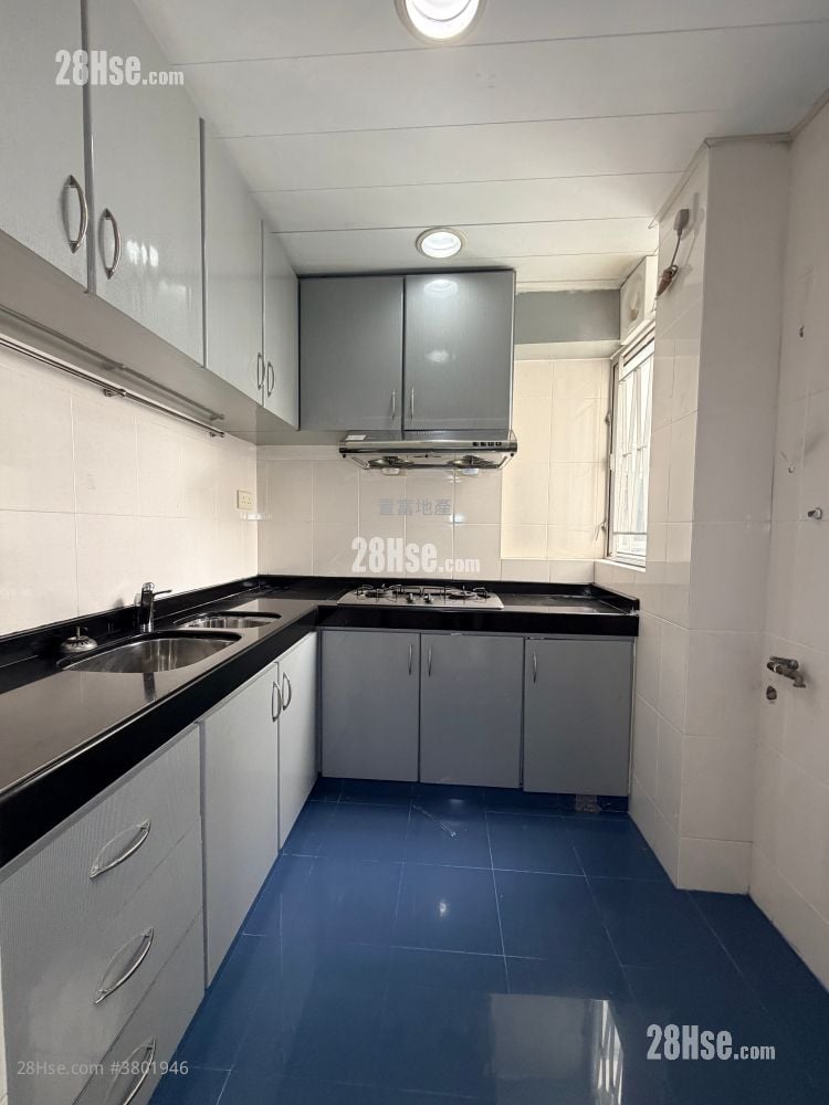 新葵芳花园 租盘 2 房 , 1 浴室 418 平方尺