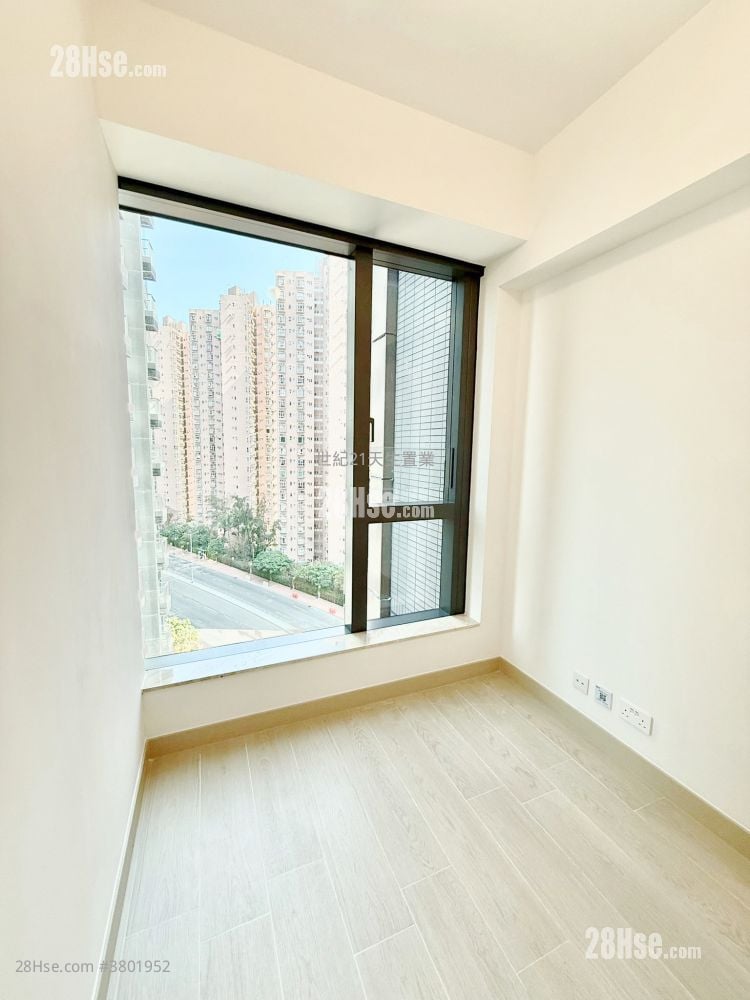 黄金海湾 租盘 301 平方尺