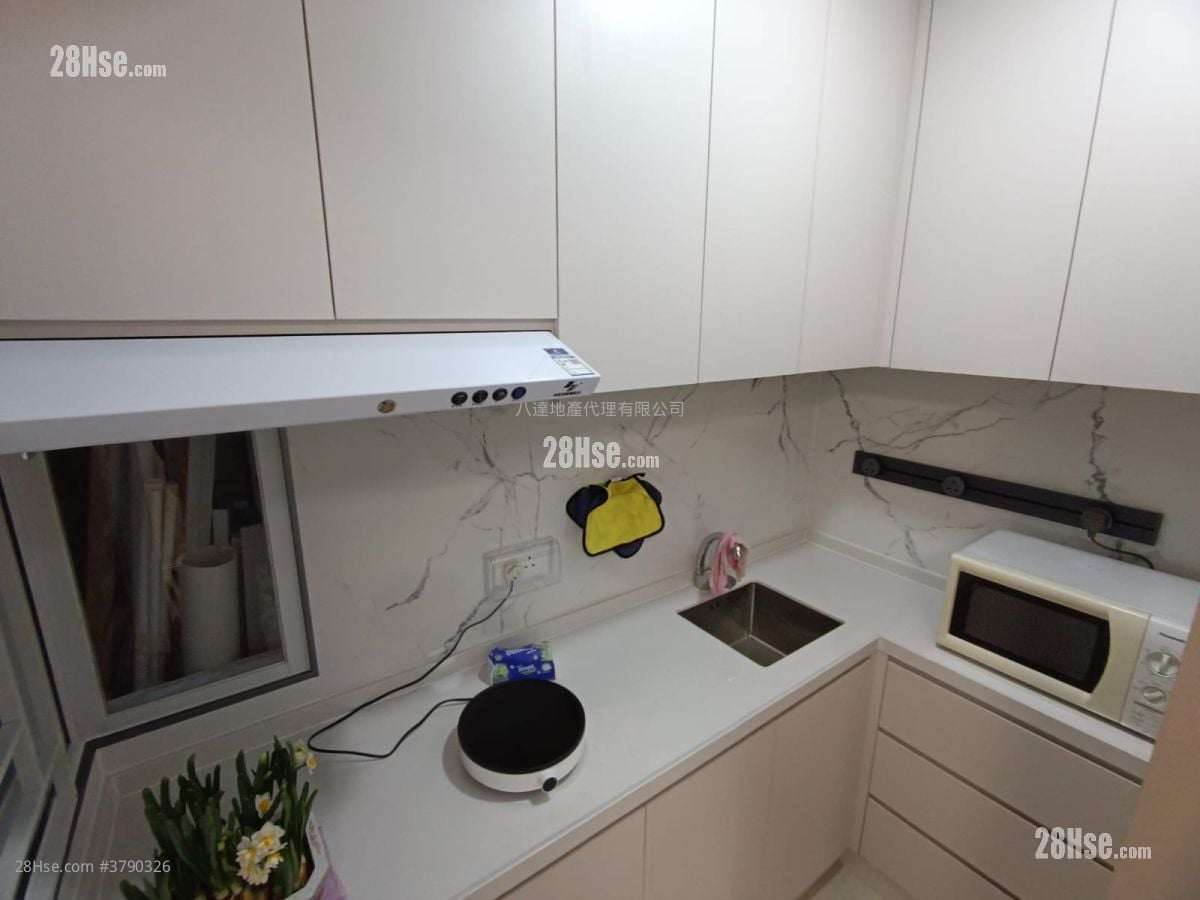 Foo Tat Building Rental 1 Bedroom , 1 Bathroom 222 ft²