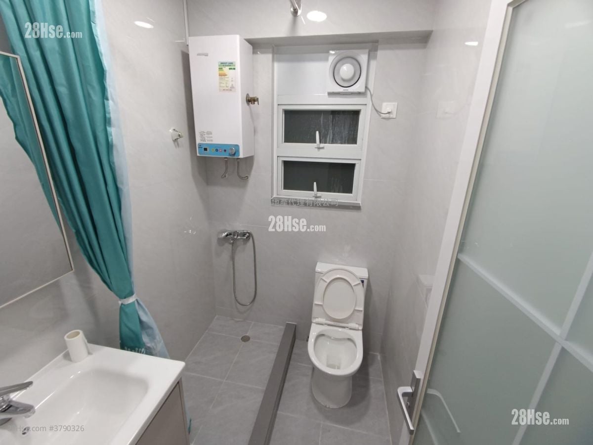 Foo Tat Building Rental 1 Bedroom , 1 Bathroom 222 ft²