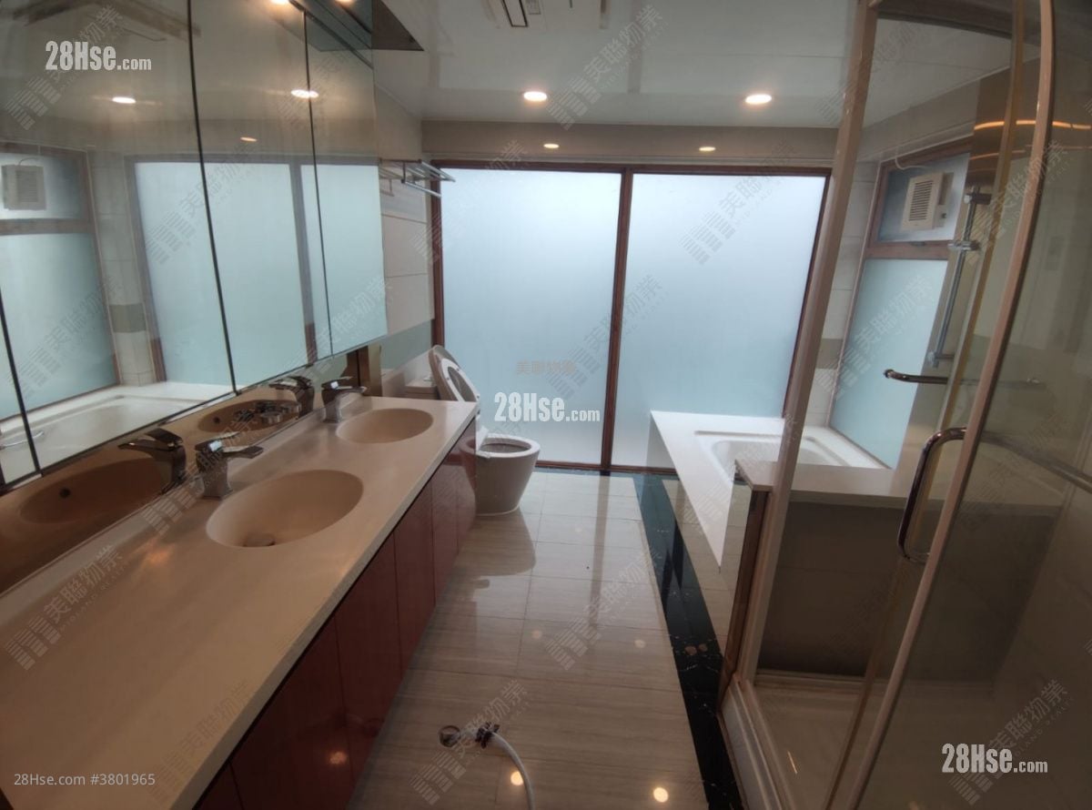 Eden Villa Rental 5+ Bathrooms 2,118 ft²