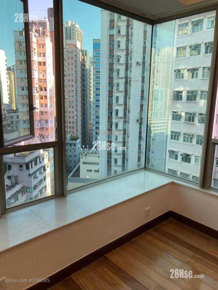 Grand Garden Rental 3 Bedrooms , 2 Bathrooms 633 ft²