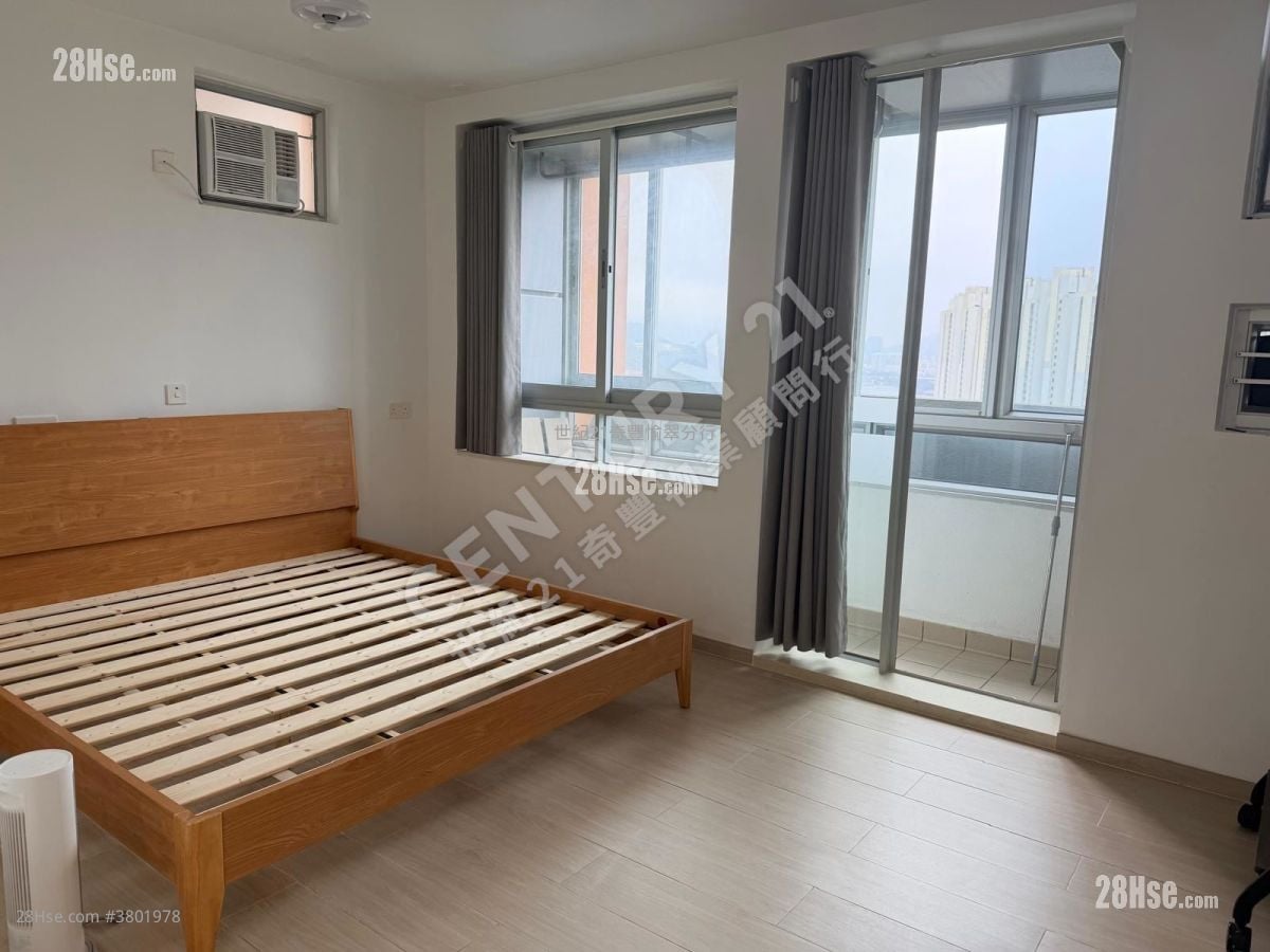 Kam Chun Court Sell 2 Bedrooms , 1 Bathroom 427 ft²