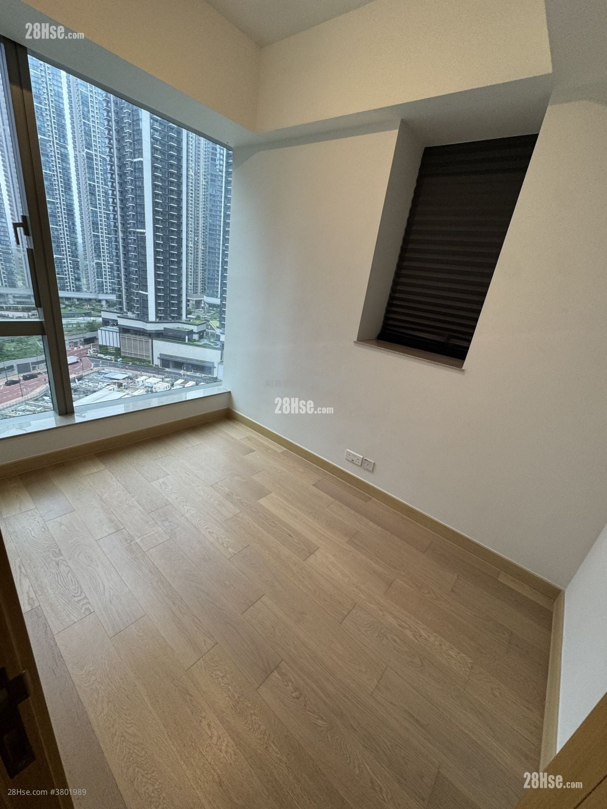 Marini 租盘 2 房 , 1 浴室 467 平方尺