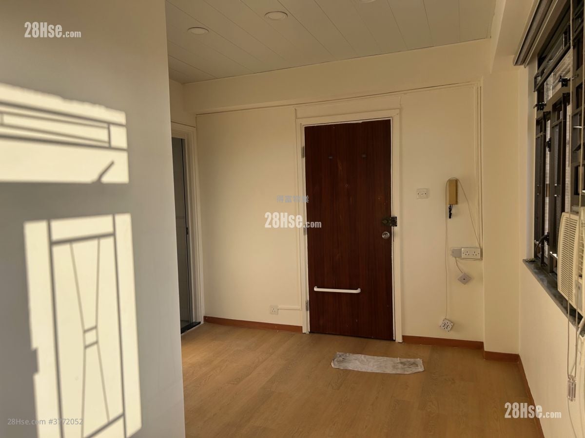 Tung Shing Building Rental 1 Bedroom , 1 Bathroom 279 ft²