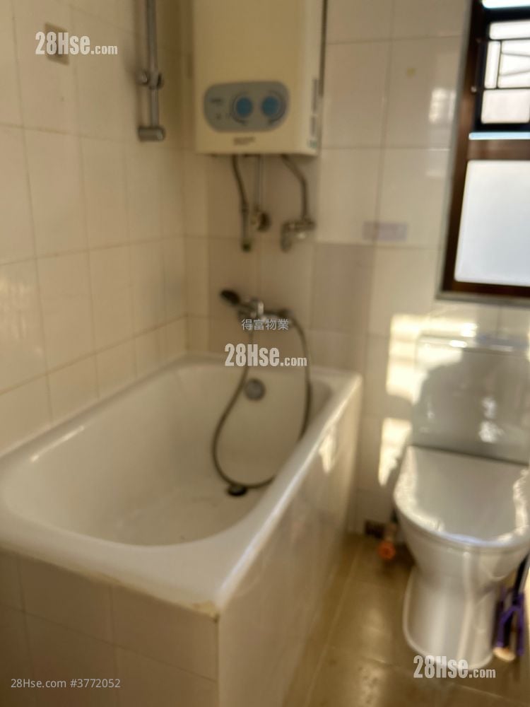 Tung Shing Building Rental 1 Bedroom , 1 Bathroom 279 ft²