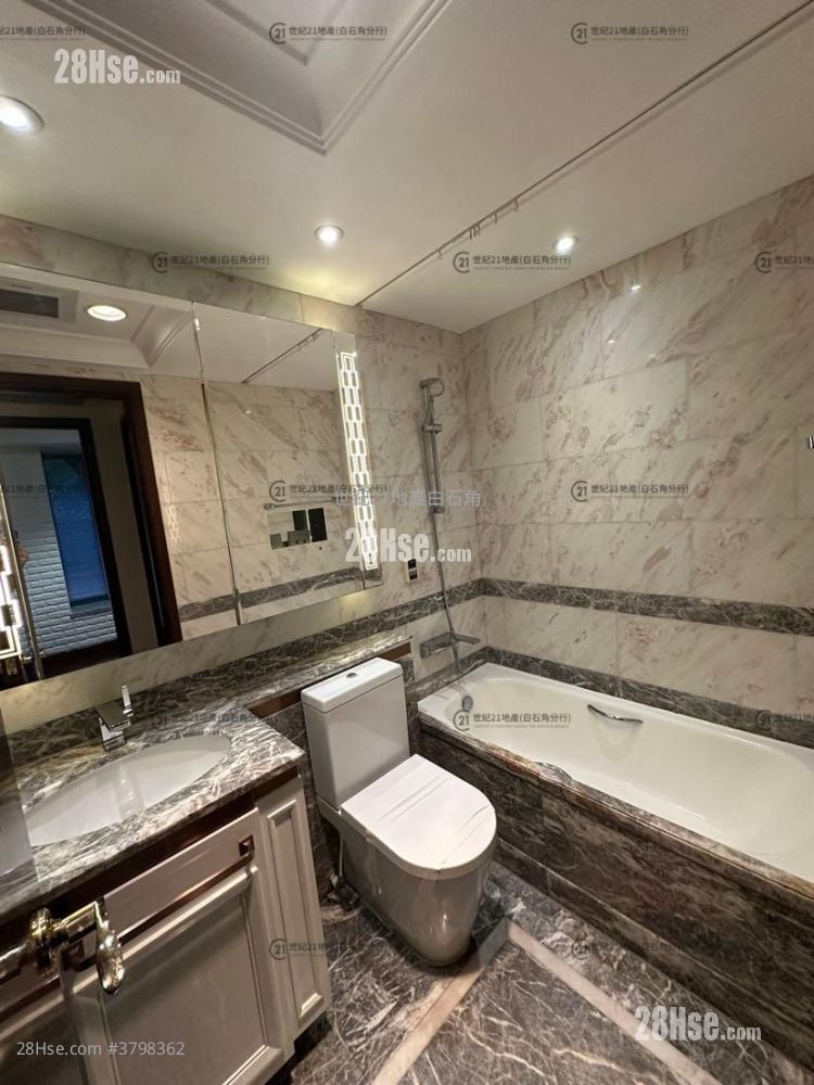 Mayfair By The Sea Rental 2 Bedrooms , 1 Bathroom 610 ft²