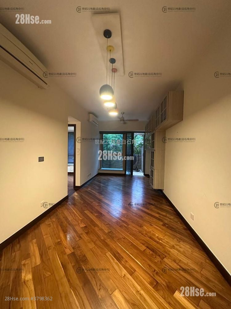 Mayfair By The Sea Rental 2 Bedrooms , 1 Bathroom 610 ft²