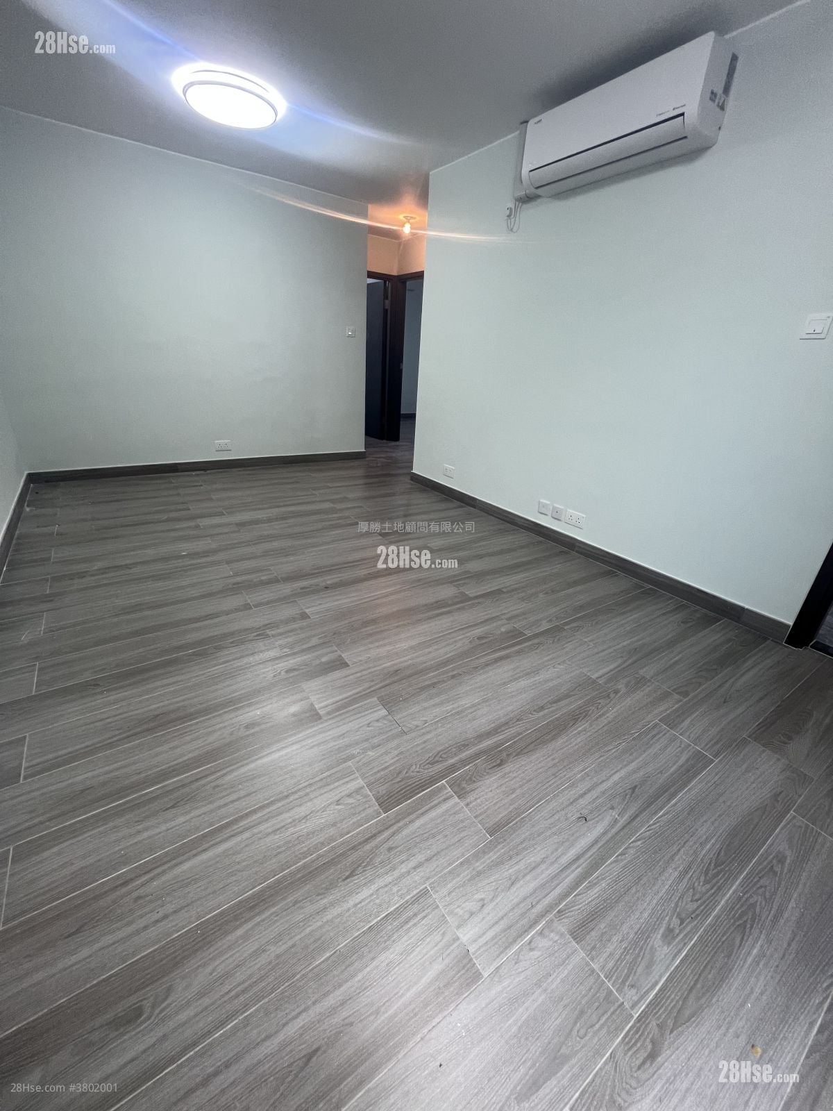 村屋 租盘 3 房 , 1 浴室 550 平方尺