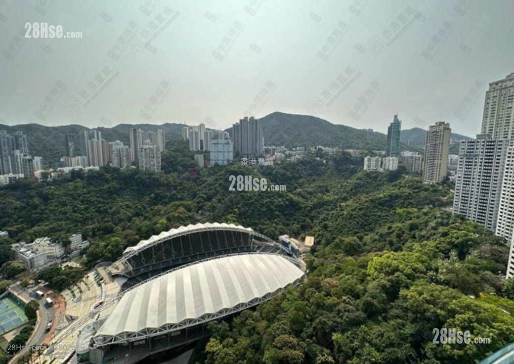 Beverly Hill Sell 4 Bedrooms , 3 Bathrooms 1,334 ft²