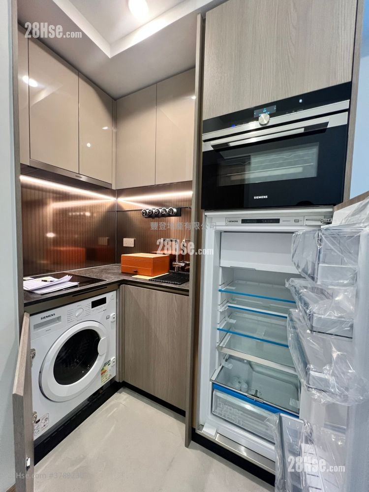 9 Eastern Street Rental 1 Bedroom , 1 Bathroom 249 ft²